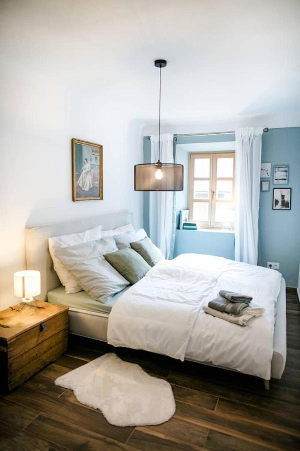 Apartment Aussee- Beletage Salzherrenhof- Kueche, Wlan, Netflix Bad Aussee Exteriör bild